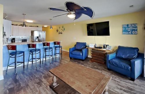 Put-in-Bay House | Put-in-Bay Waterfront Condo #206