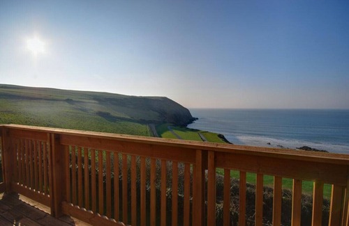 Putsborough House | Putsborough Cottage - Three Bedroom House, Sleeps 6