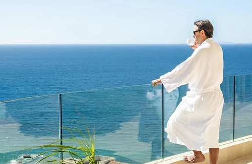 Mismaloya Hotel | ✩ PV Getaway ✩ Studio w/King Bed & Balcony Views ✩