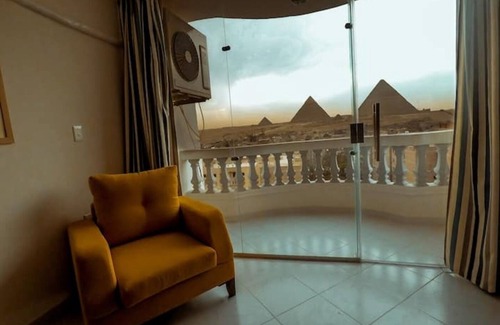 Al Haram Apartment | Pyramids Bay Apartment the best place to view the Giza Pyramids