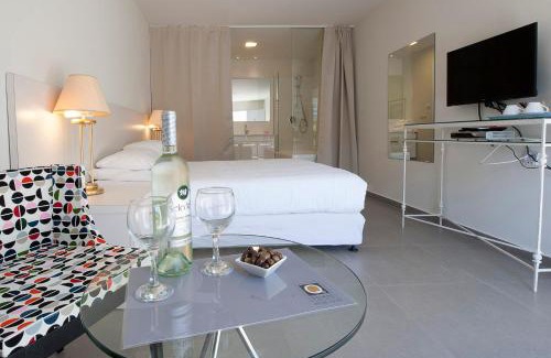 Netanya Hotel | Q Village - Poleg Beach