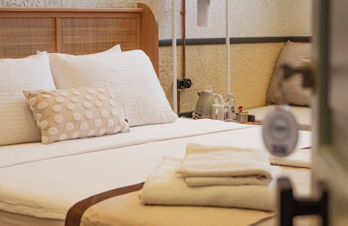 Ayvalik Hotel | Qara Otel