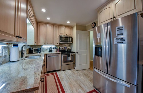 Tuscaloosa House | Qb-1: 4 Bedroom Home 3.5 miles from Bryant-Denny Stadium!