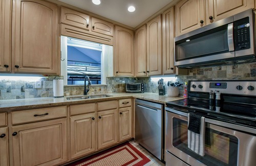 Tuscaloosa House | Qb-1: 4 Bedroom Home 3.5 miles from Bryant-Denny Stadium!