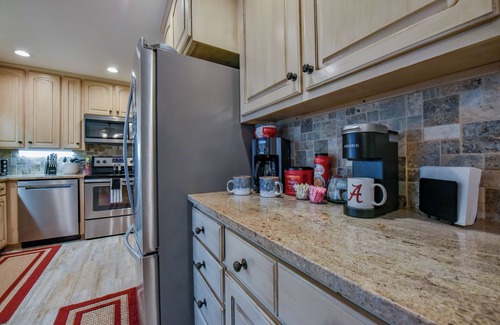 Tuscaloosa House | Qb-1: 4 Bedroom Home 3.5 miles from Bryant-Denny Stadium!