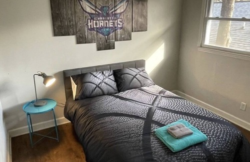 Biddleville Condo | QC House of Sports - 2BR Condo