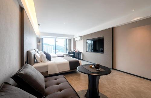 Guangzhou Science City Hotel | Qingshi Yunxi