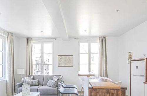 Honfleur Apartment | Quélin 4 | City Center | 2-4 guests