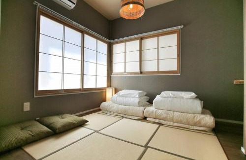 Kitakoiwa Apartment | QU101 Edogawa Japanese Style Apartment 101 has direct access to Akihabara and Shinjuku, with convenient transportation and free WiFi