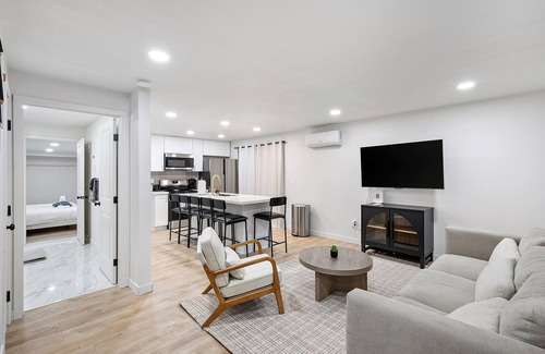 Everett House | Quad Vista Unit A