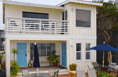 South Mission Beach Cottage | QUAINT 1.5 BR RIGHT ON THE BEACH