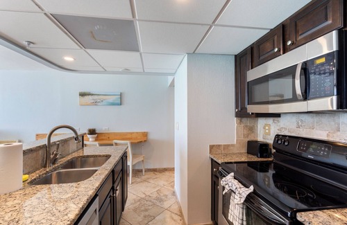 Panama City Beach Condo | Quaint 1BR Getaway - Edgewater Tower 3 906 - Sleeps up to 4