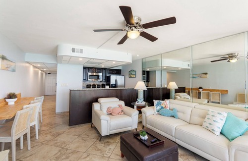 Panama City Beach Condo | Quaint 1BR Getaway - Edgewater Tower 3 906 - Sleeps up to 4