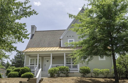 Lackey Cottage | Quaint 3 Bedroom Cottage like a Home