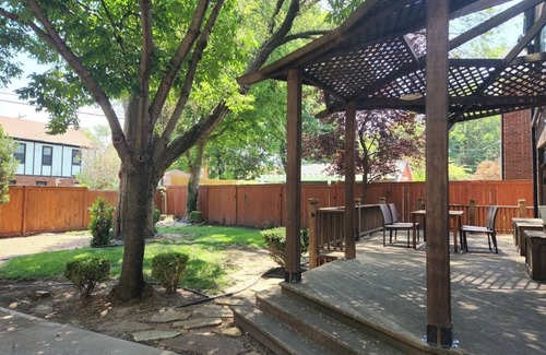 College Hill House | Quaint 4-bedroom home located in Wichita’s adorable College Hill