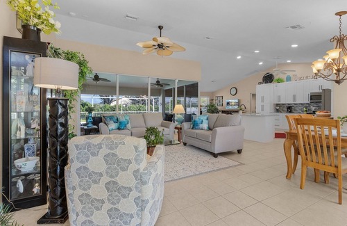 Cape Coral House | Quaint and Cozy, Large backyard with Heated Pool - Villa Seagulls Nest -Roelens Vacations