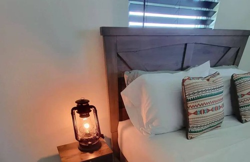 Wimauma Other | Quaint and Rustic Farm stay with screened in banquet barn.