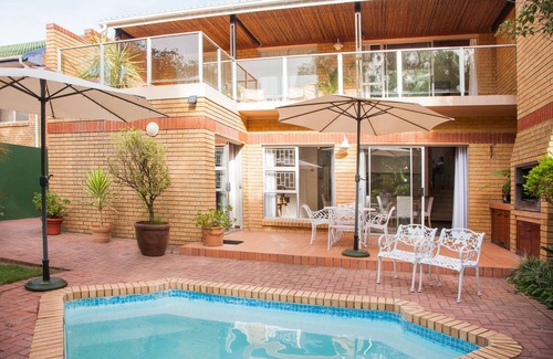 Oudtshoorn Bed & Breakfast | Quaint Bed & Breakfast In The Klein Karoo