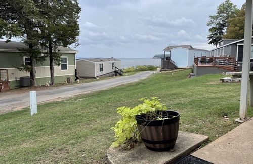 Pottsboro Cabin | Quaint cabin at Little Mineral Marina: Cabin 4