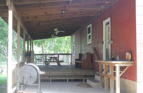 Gruene Cabin | Quaint Cabin in Gruene on the Guadalupe River