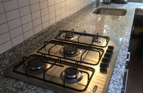 Septon Ski Chalet | Quaint Chalet in Petithan with Roofed Swimming Pool