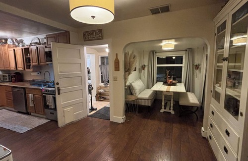 Sumner Cottage | Quaint cottage centrally located in Pleasantville