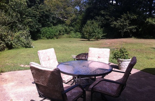 Fredericktown Cottage | Quaint Cottage ~ Close by the St. Francis River ~ Star Gazing is Spectacular ~