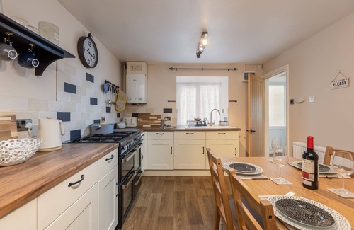 Wrelton Cottage | Quaint Cottage on the edge of the North Yorkshire Moors National Park - Sleeps 4 & Pet Friendly