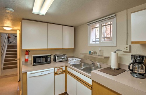 Lincoln Park Apartment | Quaint Denver Apartment Less than 1 Mi to Downtown