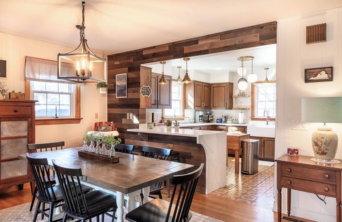 Keezletown House | Quaint Elkton Home near Shenandoah National Park!