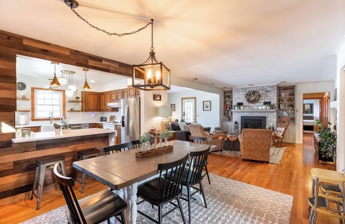 Keezletown House | Quaint Elkton Home near Shenandoah National Park!