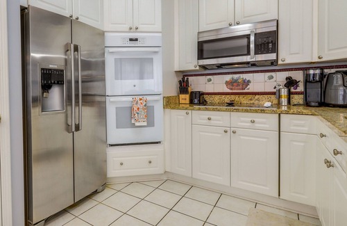 Fayetteville House | Quaint Fayetteville Vacation Rental w/Lake Access