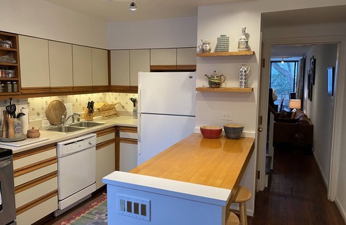 Georgetown House | Quaint Georgetown Home, Walk Score 97, Wisconsin Shops & Dining, Back Yard