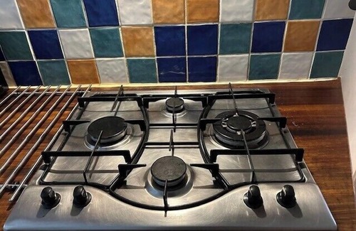 Great Houghton Cottage | Quaint High Street Cottage in Northampton