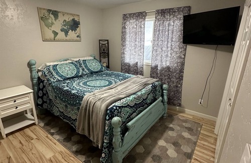 Kalifornsky House | Quaint Home Near the Kenai River