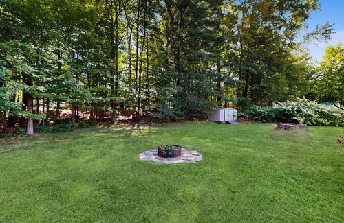 Carroll County House | Quaint home near town, skiing, shopping, hiking & Saco River