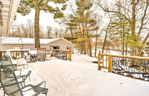Mikana Cabin | Quaint Mikana Cabin w/ Red Cedar Lake Access!