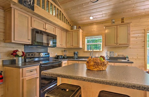 Brevard Cabin | Quaint Mtn Cabin: Tiny Living Near Big Adventure