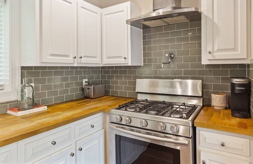 North Raleigh House | Quaint North Ridge Retreat (ID:7600)