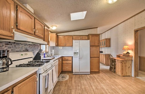 Pequot Lakes House | Quaint Pequot Home < 1 Mi from Lake Access!
