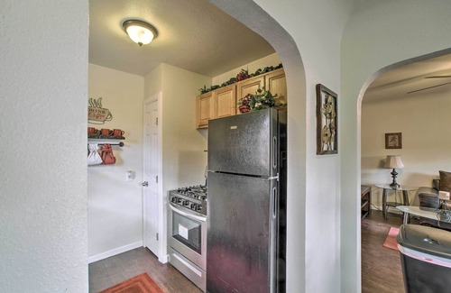 Roswell Apartment | Quaint Roswell Retreat ~ 1 Mi to Main Street!