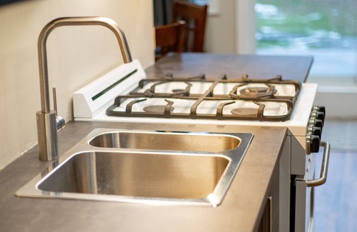 Cannifton House | Quaint Rural Property Nestled in historic Halloway Heights