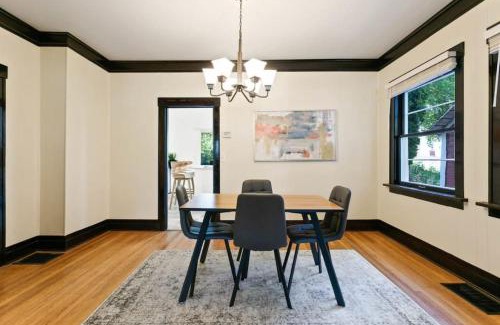 South Perry District House | Quaint South Hill Home w Luxury King Bed and Wifi