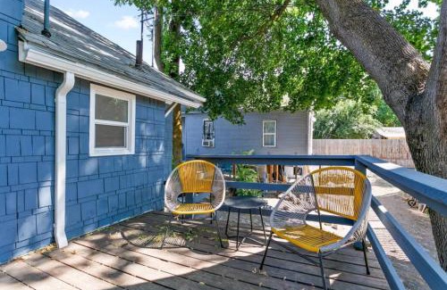 South Perry District House | Quaint South Hill Home w Luxury King Bed and Wifi