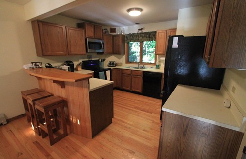 Moscow House | Quaint Stowe Vermont Cabin