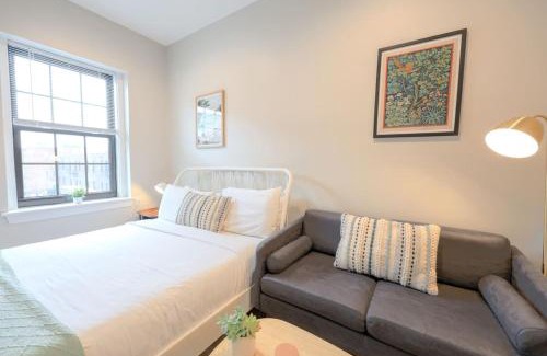 Prudential - St. Botolph Apartment | Quaint Studio Apt Close to Fenway