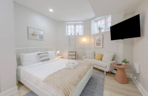 Prudential - St. Botolph Apartment | Quaint Studio Apt Steps from Back Bay