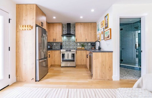 Hillcrest Apartment | Quaint Studio in Charming Marston Hills