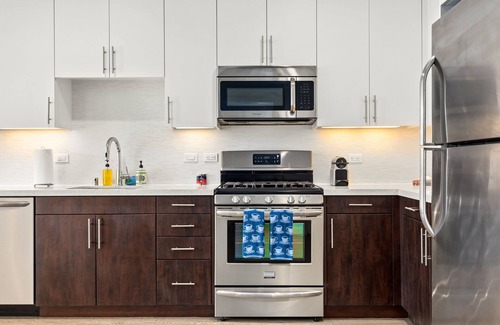 Carthay Circle Condo | Quaint & Unique 1BR Apartment