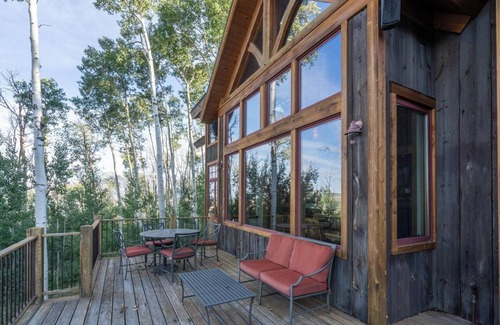 Telluride House | Quakey Lane-Ski Ranches-Curate Telluride, VIEWS, Hot Tub, Fireplace, Privacy